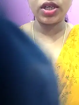 Snapshot of Vaishali90 chatting on December 18, 2024, 5:31 pm Vaishali90 online show from December 18, 2024, 5:31 pm