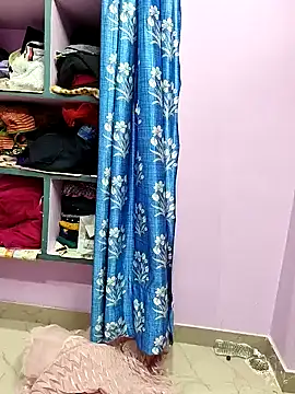 Snapshot of Vaishali90 chatting on December 13, 2024, 10:23 pm Vaishali90 online show from December 13, 2024, 10:23 pm