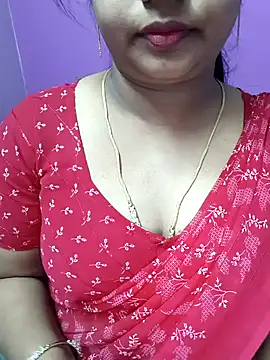 Snapshot of Vaishali90 chatting on December 16, 2024, 8:05 pm Vaishali90 online show from December 16, 2024, 8:05 pm