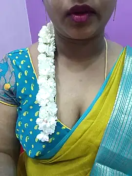 Snapshot of Vaishali90 chatting on March 17, 2025, 5:16 pm Vaishali90 online show from March 17, 2025, 5:16 pm