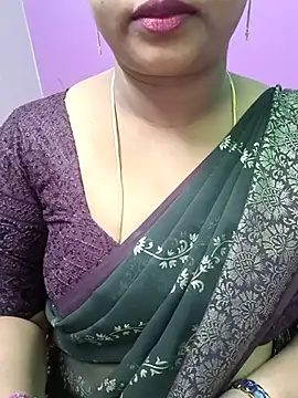 Snapshot of Vaishali90 chatting on February 24, 2025, 5:20 pm Vaishali90 online show from February 24, 2025, 5:20 pm