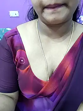 Snapshot of Vaishali90 chatting on December 14, 2024, 10:07 pm Vaishali90 online show from December 14, 2024, 10:07 pm