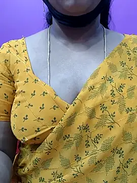 Snapshot of Vaishali90 chatting on December 25, 2024, 9:33 pm Vaishali90 online show from December 25, 2024, 9:33 pm