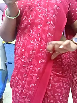 Snapshot of Vaishali90 chatting on January 27, 2025, 8:40 am Vaishali90 online show from January 27, 2025, 8:40 am