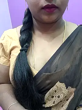 Snapshot of Vaishali90 chatting on January 22, 2025, 5:17 pm Vaishali90 online show from January 22, 2025, 5:17 pm