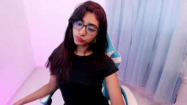 Snapshot of veronica_06 chatting on February 7, 2025, 2:47 pm veronica 06 online show from February 7, 2025, 2:47 pm