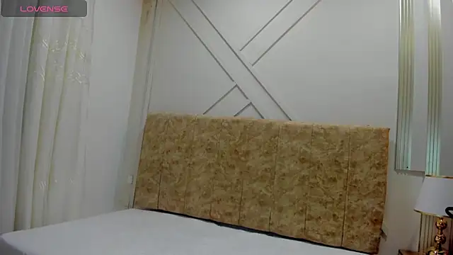 Snapshot of ashley__foxx_ chatting on October 9, 2025, 1:44 pm ashley foxx online show from October 9, 2025, 1:44 pm