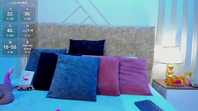 Snapshot of ashley__foxx_ chatting on November 12, 2025, 1:26 pm ashley foxx online show from November 12, 2025, 1:26 pm