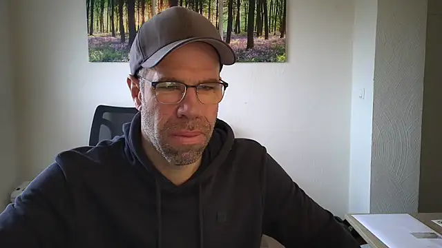 Harry Boldt online show from November 12, 2025, 7:12 am