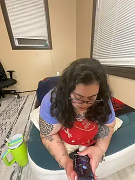 tillymarie34 online show from February 3, 2026, 12:54 am