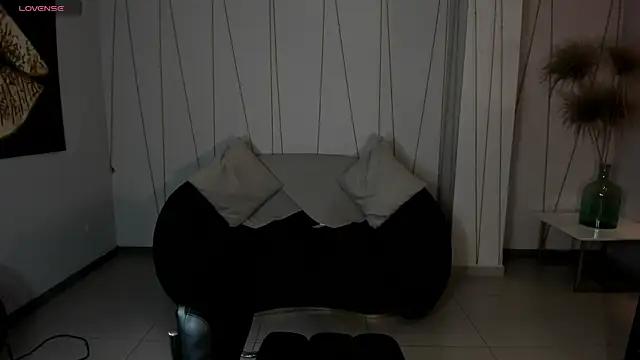 StacyWoods online show from May 13, 2026, 11:17 am