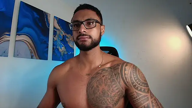 LiamGarcia1 online show from February 19, 2026, 2:14 pm