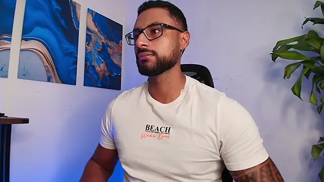 LiamGarcia1 online show from March 25, 2026, 3:22 pm