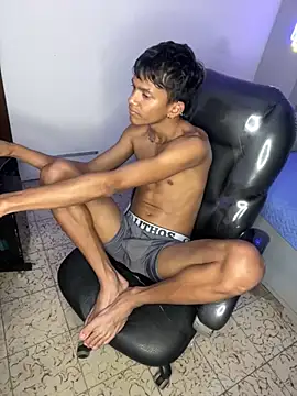 loistwink  online show from November 20, 2025, 5:30 am