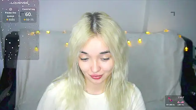 Ashley S online show from November 18, 2025, 11:15 pm