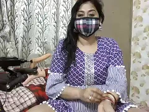 Snapshot of sonia_hotty chatting on January 15, 2025, 6:50 pm sonia hotty online show from January 15, 2025, 6:50 pm