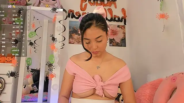 Snapshot of pretty-millie chatting on October 8, 2025, 4:03 am pretty-millie online show from October 8, 2025, 4:03 am