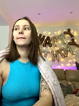 Snapshot of HotCaramellsTV chatting on October 11, 2025, 9:10 am HotCaramellsTV online show from October 11, 2025, 9:10 am