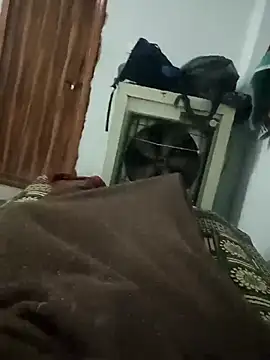 Snapshot of pintuS40 chatting on February 17, 2026, 4:21 am pintuS40 online show from February 17, 2026, 4:21 am