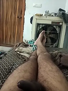 pintuS40 online show from October 18, 2025, 2:02 am