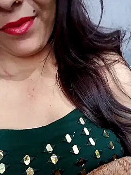 Snapshot of Reena_36788 chatting on December 9, 2024, 4:45 am Reena 36788 online show from December 9, 2024, 4:45 am