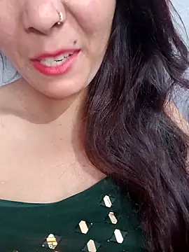 Snapshot of Reena_36788 chatting on December 13, 2024, 9:35 am Reena 36788 online show from December 13, 2024, 9:35 am