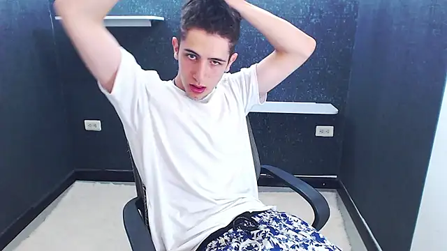 Kerverr  online show from January 13, 2026, 7:29 pm