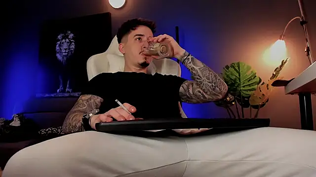 uptomatty online show from February 3, 2026, 7:35 am