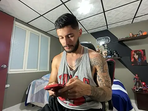 marcel crawford96 online show from December 17, 2025, 11:48 am