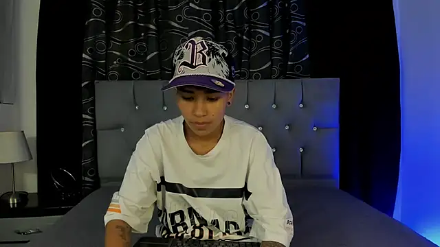 nova sex01 online show from March 1, 2025, 3:32 am