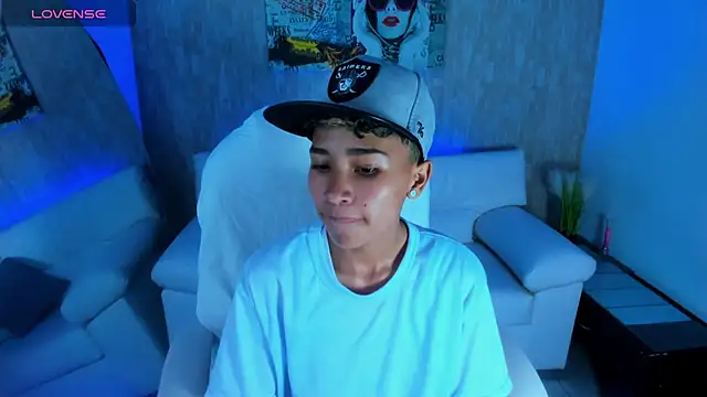 nova sex01 online show from October 18, 2025, 4:58 am