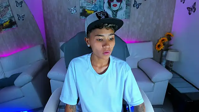 nova sex01 online show from December 4, 2025, 4:22 am