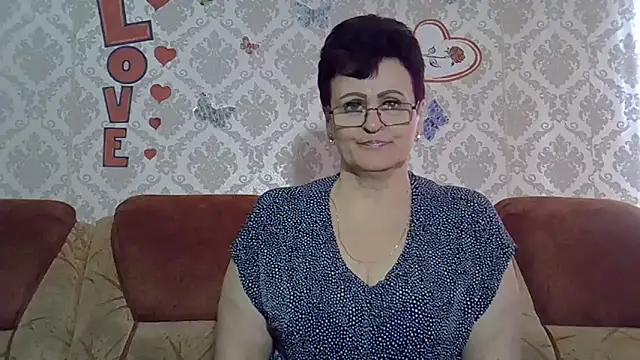 PaulaGolden online show from November 23, 2025, 10:14 am