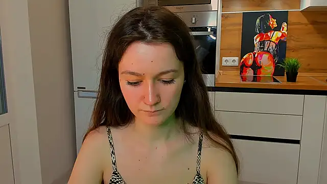 Snapshot of ameli_moon chatting on January 27, 2025, 12:58 pm ameli moon online show from January 27, 2025, 12:58 pm