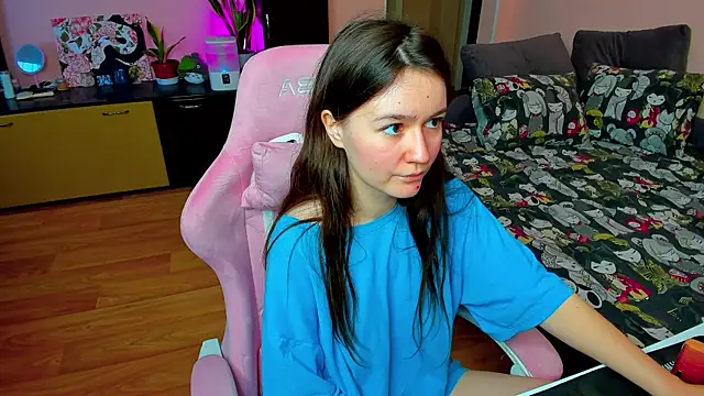 Snapshot of ameli_moon chatting on November 20, 2025, 11:44 am ameli moon online show from November 20, 2025, 11:44 am