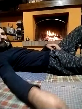 HastLuster online show from November 16, 2025, 10:13 pm