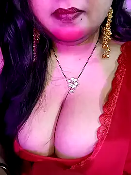 Suhanakhan00 online show from February 8, 2026, 10:02 am