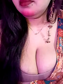 Suhanakhan00 online show from March 11, 2026, 5:12 am
