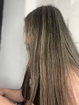 Sophie LS online show from February 18, 2025, 8:27 am
