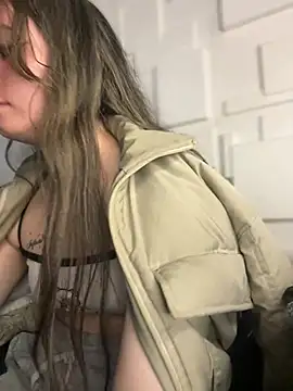 Sophie LS online show from February 27, 2025, 9:29 am
