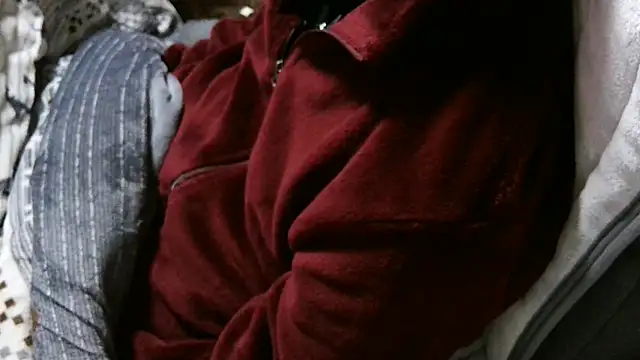 Snapshot of cinnabar_red chatting on April 5, 2026, 3:19 pm cinnabar red online show from April 5, 2026, 3:19 pm