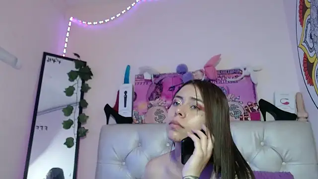 Snapshot of sarawiliamx chatting on March 3, 2025, 2:22 am sarawiliamx online show from March 3, 2025, 2:22 am