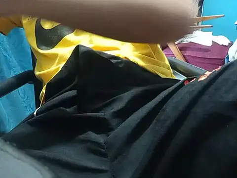Snapshot of SALLY_OMAR_ chatting on May 24, 2026, 1:44 pm SALLY OMAR online show from May 24, 2026, 1:44 pm