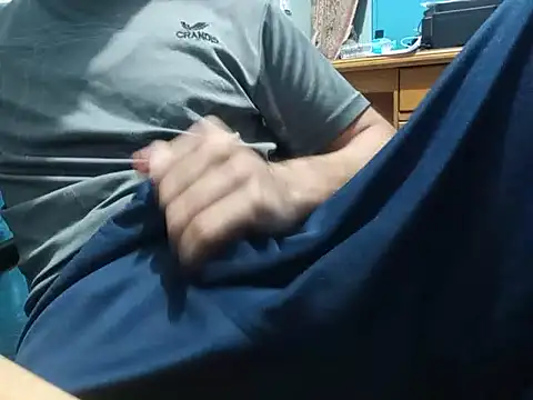 SALLY OMAR  online show from November 17, 2025, 11:09 pm