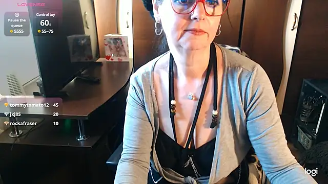 exymilf  online show from March 4, 2025, 2:32 pm