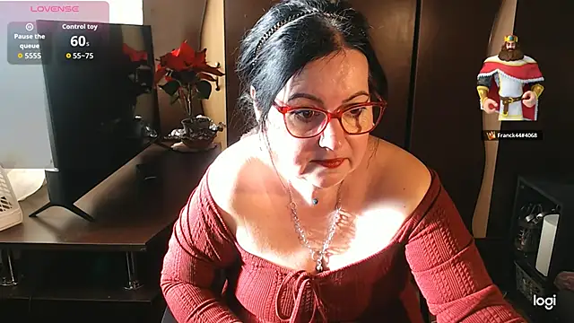 Snapshot of exymilf_ chatting on December 18, 2025, 12:09 pm exymilf online show from December 18, 2025, 12:09 pm