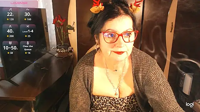Snapshot of exymilf_ chatting on January 8, 2026, 12:00 pm exymilf online show from January 8, 2026, 12:00 pm