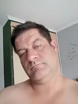 flammingcheeks online show from April 19, 2026, 12:28 pm