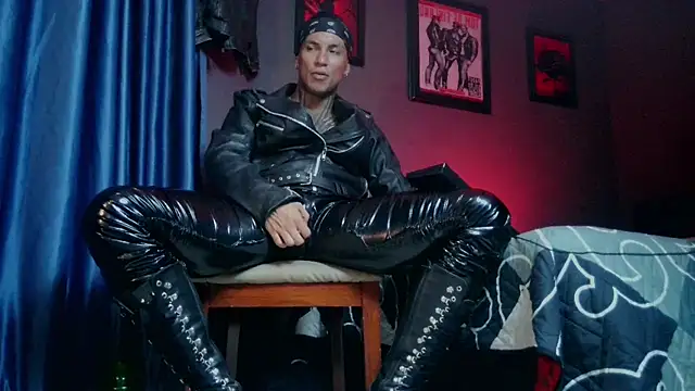 Leonnardo Jaramillo online show from March 8, 2026, 2:04 am