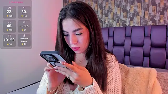 IsabellaAnngel online show from February 4, 2026, 11:55 pm